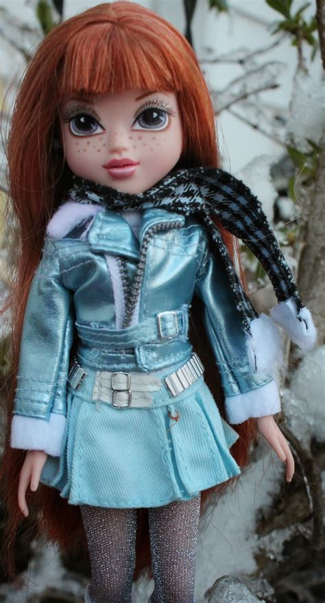 PLANET OF THE DOLLS Doll A Day 106 Moxie Girlz Magic Snow Meet Kellan