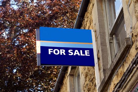 Sell In Two Weeks Or Your Estate Agent Will Lose Interest