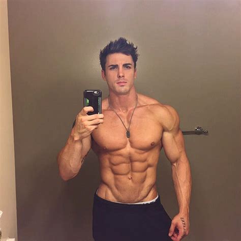 Hot Guy Of The Day Big Muscular Men Guys