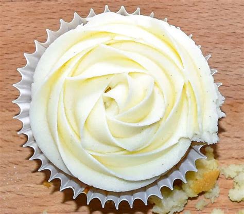 Easy Cream Cheese Frosting In The Uk Waiting For Blancmange