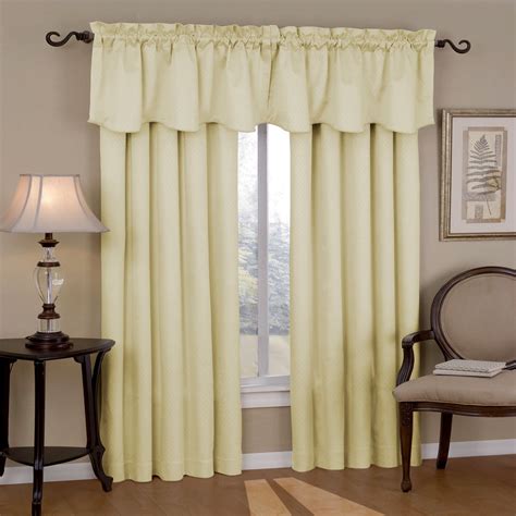 Sound Reducing Curtains Providing Peaceful Situation Over