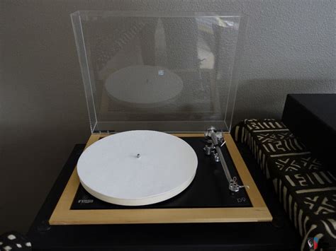 Beautiful Rega P9 Turntable Psu And Upgraded Rb2000 Arm For Sale Us
