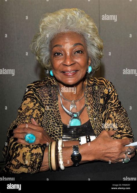 Nichelle Nichols Hi Res Stock Photography And Images Alamy
