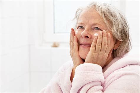 Elderly Personal Care Tips To Enhance The Health Of Aging Skinhired