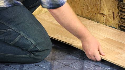How To Lay Vinyl Floor Tiles Over Linoleum Flooring Site