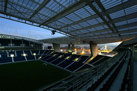 Eigentlich sollte die türkische stadt istanbul das finale 2021 austragen. 2021 Champions League Final | Watch Man City vs Chelsea on TV