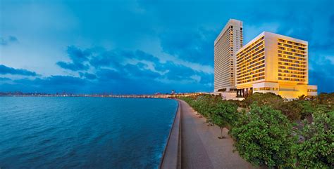 Switch Off For The Weekend And Plan A Staycation At These Oberoi