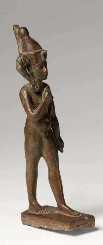 Funerary Statuette Of A High Official Used In The Ritual Presentation