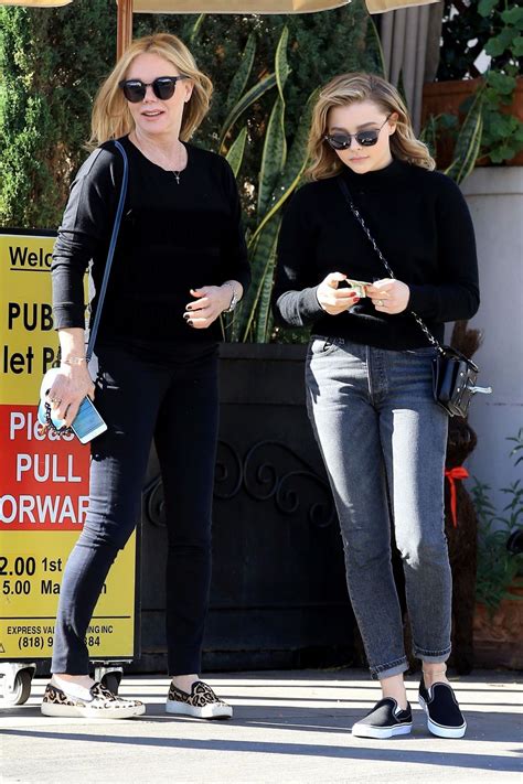 Chloe Grace Moretz And Her Mother Teri At Il Pastaio In Beverly Hills