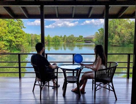 Situated in kuantan, pahang, you'll find mangala resort & spa sprawling across a vast land that was once used for tin and sand mining. Hidden lakeside retreat in Kuantan with durian plantations ...