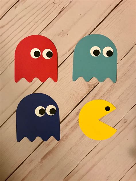 24 Pac Man Cut Out Etsy