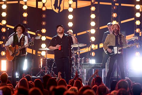 Brooks And Dunn To Be Joined By Luke Combs More For Cmt