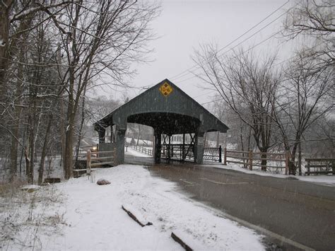 Winter Wonderland Covered Bridge In Long Grove Il Covered Bridges