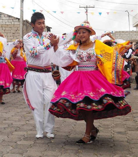 Imagem Relacionada Ecuador Traje Tipico De Ecuador Ropa Traje Típico