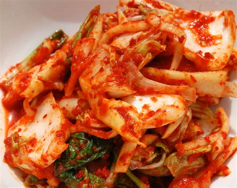 Campurkan ke dalam larutan tepung beras dan air tadi. Cara Membuat Kimchi Praktis Khas Korea | ResepMembuat.Com