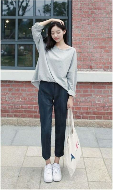 25 Beautiful Minimal Outfits Ideas For Your Fashionable Look Korean