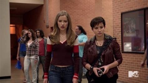 Emma Duval Played By Willa Fitzgerald Appeared In Scream Hot