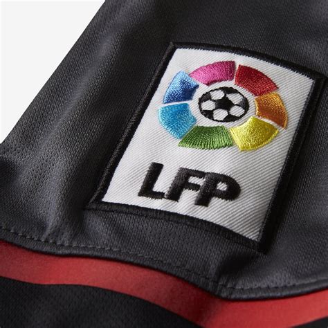 Now, let's move yo our today's topic to provide you the best possible dls 2021 kits.we have a complete guide and range of the athletic bilbao kits for this year and beyond. Athletic Club de Bilbao 15/16 Nike Away Kit | 15/16 Kits ...