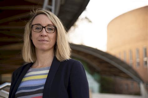 Insect-based animal feed could help UK reach net zero - SETsquared