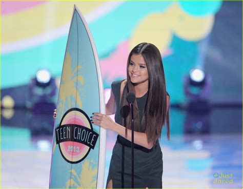 Selena Gomez Teen Choice Awards 2013 Photo 586646 Photo Gallery