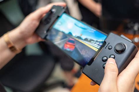 Jadi itulah beberapa rekomendasi terbaik untuk hp android murah yang cocok untuk gaming dibawah 2 jutaan versi gamebrott. 10 HP Gaming Murah untuk PUBG, Mulai 1 Jutaan Doang ...