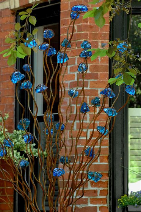 See more ideas about glass garden art, garden art, glass garden. 1000+ images about Re-Scape Garden Art on Pinterest