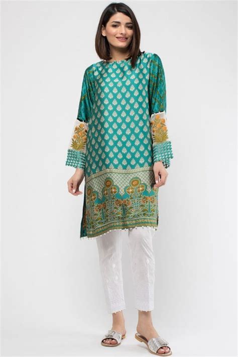 Pin By Hassan Malik On Hijab Styles Kurta Designs Fashion Kurta Dress