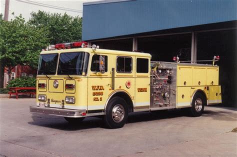 Windsors Pumpers The Seagrave Twins Windsor Fire And Rescue Services
