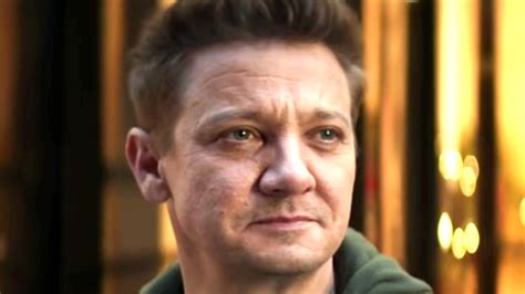 Jeremy Renner Opens Up About Clint Bartons Hearing Loss In Hawkeye