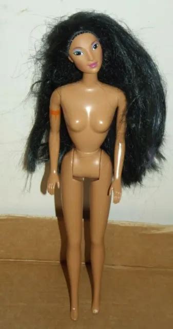 VINTAGE 90S DISNEY Princess Pocahontas Sun Colors Barbie Doll EUC