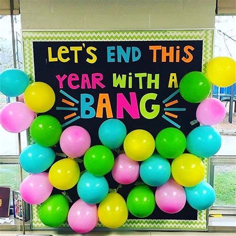 🎉lets End The Year With A Bang🎈i Love This Idea With The Balloons And