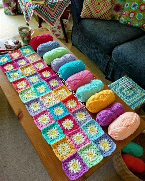 Pin by Karina Guzmán Dubo on Crochet Crochet flower blanket Granny