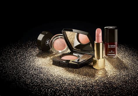 Pin By Lu Lo On Photography Chanel Cosmetics Cosmetics Photography