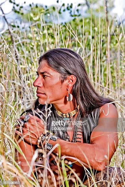 Handsome Native American Men Photos Et Images De Collection Getty Images