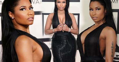 Nicki Minaj Flashes Cleavage At Grammys In Very Revealing Low Cut Dress