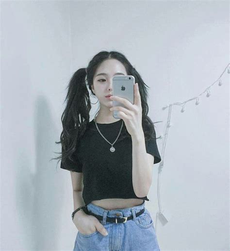 Pin By Yes I Want There Life And I W On Mirror Selfies Ulzzang Ulzzang Girl Girl