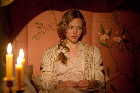 Amanda Seyfried As Cosette In Les Miserables Les Miserables Movie Les Miserables Les