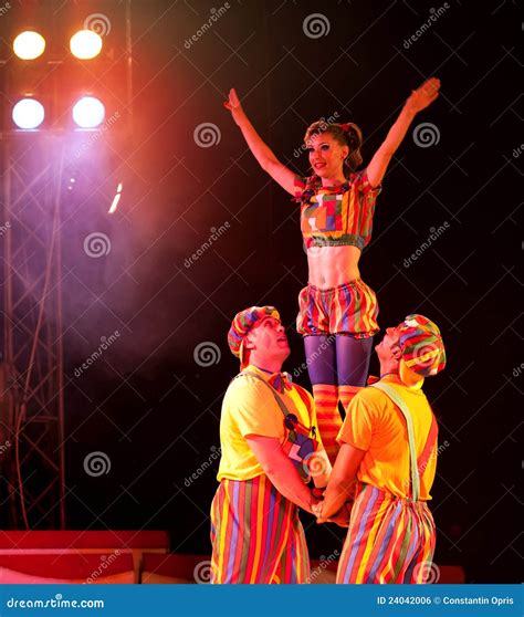 Acrobats In Circus Editorial Photo Image 24042006