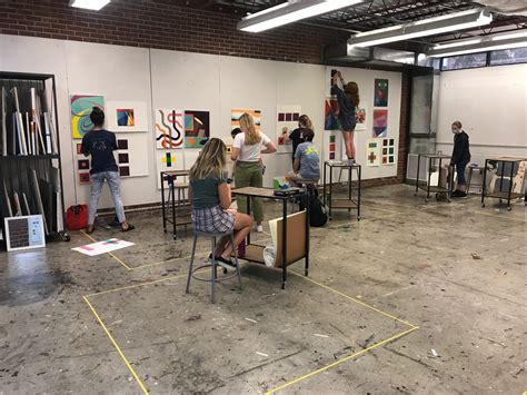 Overview Painting Studio Art Programs And Degrees School Of Art
