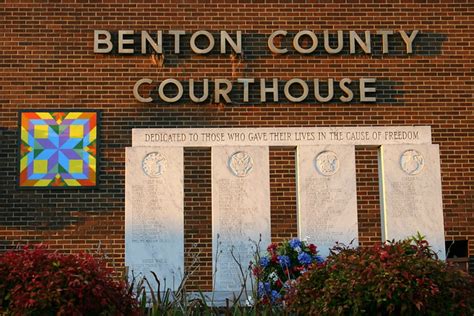 Benton County Courthouse Camden Tn Flickr Photo Sharing