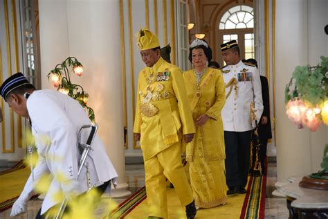 Sultan of kelantan's birthday hari keputeraan sultan kelantan. (1) Gambar-gambar Istiadat Pertabalan KDYMM Tuanku Sultan ...