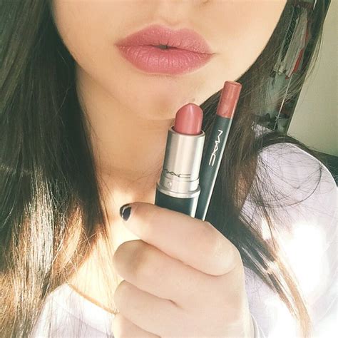 Mac Velvet Teddy Lipstick And Mac Pro Longwear Lip Pencil In Staunchily Stylish Maquillaje De