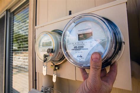 TEP's new fee for old-school electric meters unfair, critics say ...