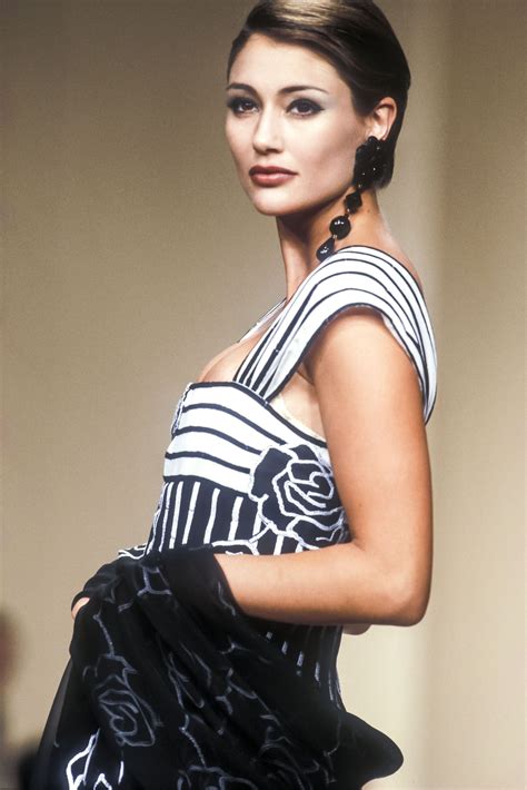 Fashion Models Fashion Show Female Fashion Louis Feraud 90s Runway