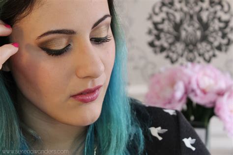 Makeup Tutorial With The Naked Palette Soft And Gold How To Create A Gold Eye Makeup Look