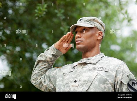 African American Soldier Saluting Hi Res Stock Photography And Images