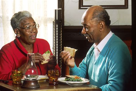 Filecouple Eating Lunch Wikimedia Commons