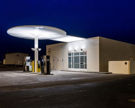 Jay Lenos Longtime Obsession With The Design Of Gas Stations
