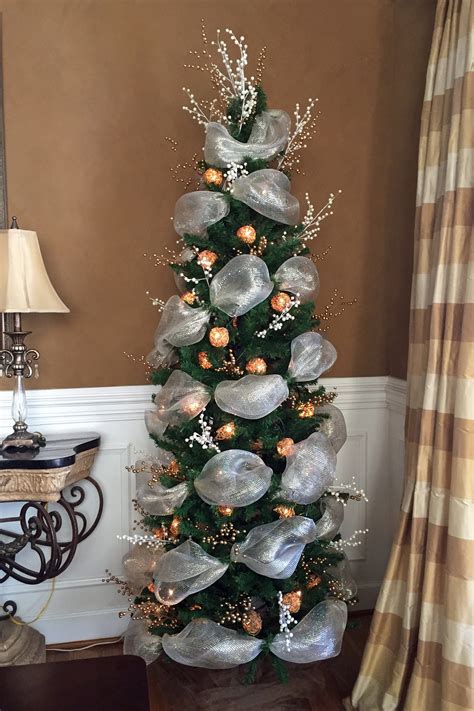 Easy Christmas Tree Decorating ~ Weathered Wings Simple Christmas