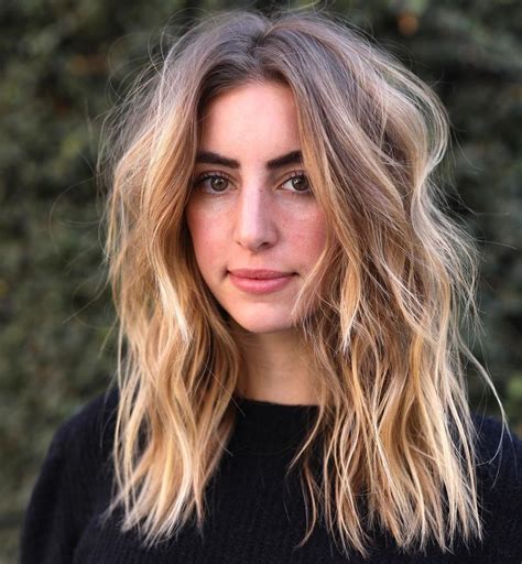 20 Flattering Haircuts And Hairstyles For Thin Faces To Don Hair Adviser